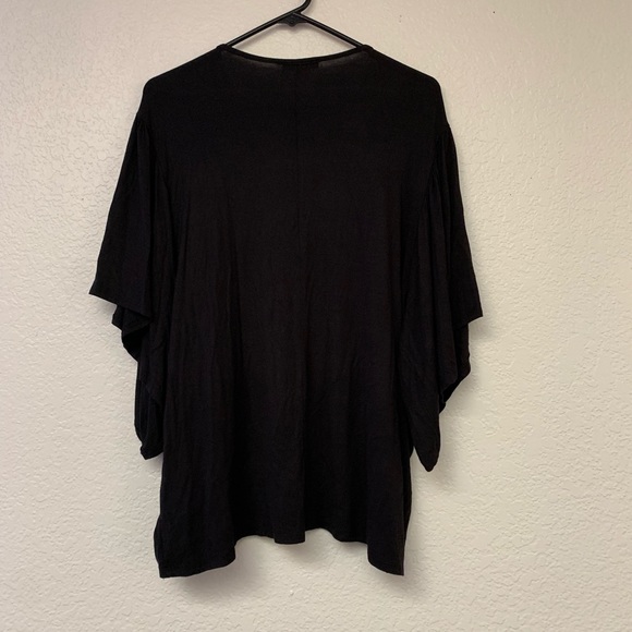 Black Flowy Top - Picture 2 of 2